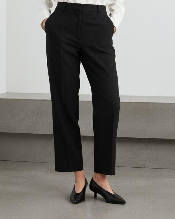 black leather kitten heels closed toe comfortable office shoe for women