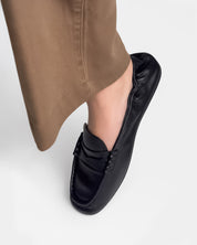 Black leather loafers women's elastic loafers soft and flexible for walking