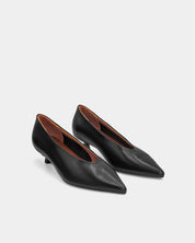 Pair of black leather kitten heels with leather lining