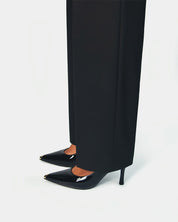 Elegant black patent classic pumps engineered for all-day wear – stable heel counter & anti-slip outsole