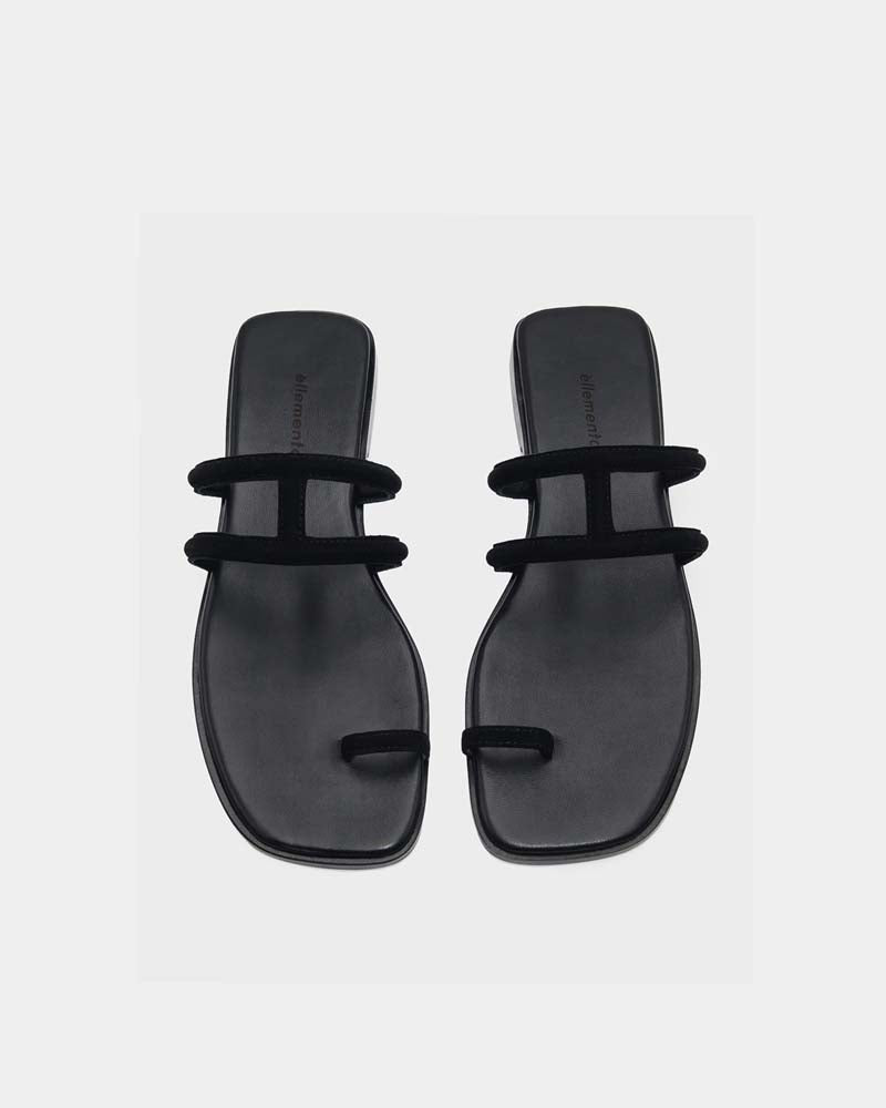 women's black sandals in slip on style and secure toe ring 