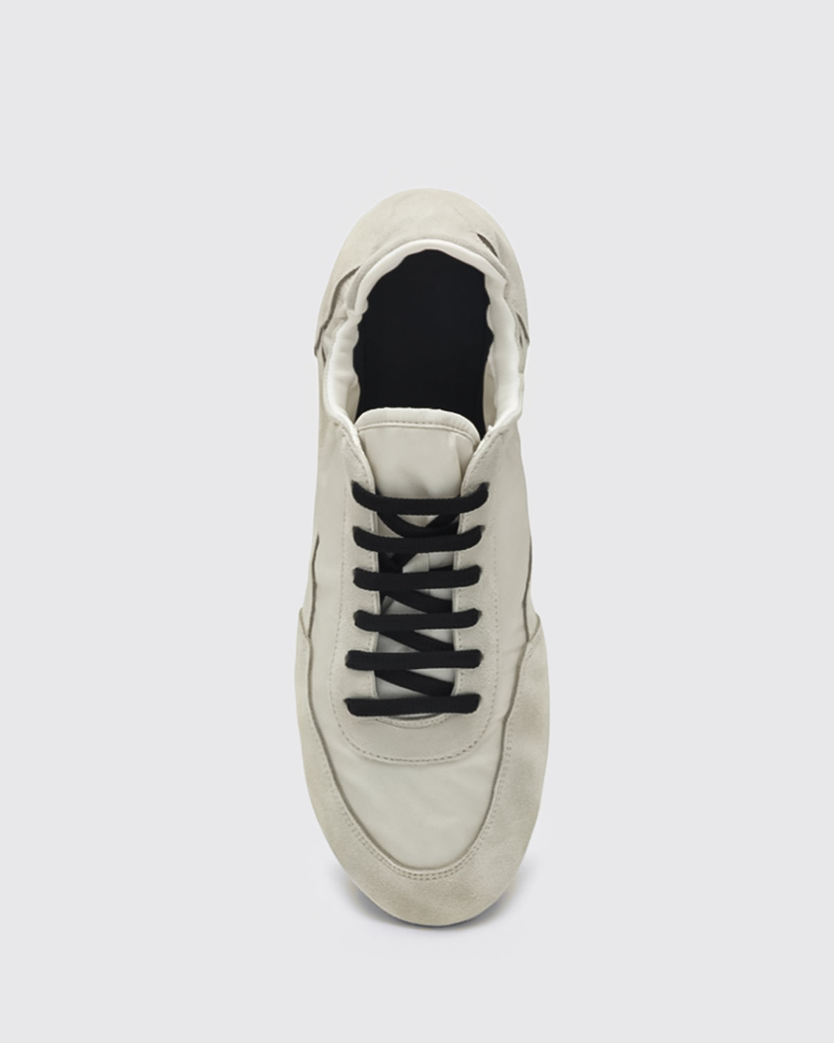Women's creamy white sneakers soft and flexible for everyday comfort Australia 
