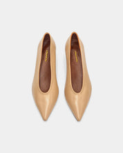 Premium nude kitten heels shoes in calfskin, combining bridal-ready style with everyday comfort