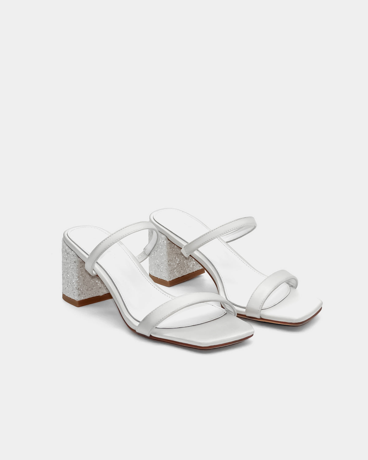 White sandals with leather straps and block heel bridal sandals