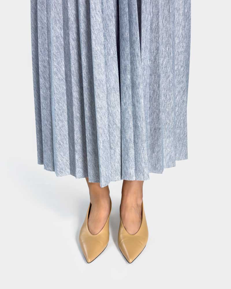 nude kitten heels for women that are comfortable and elegant 