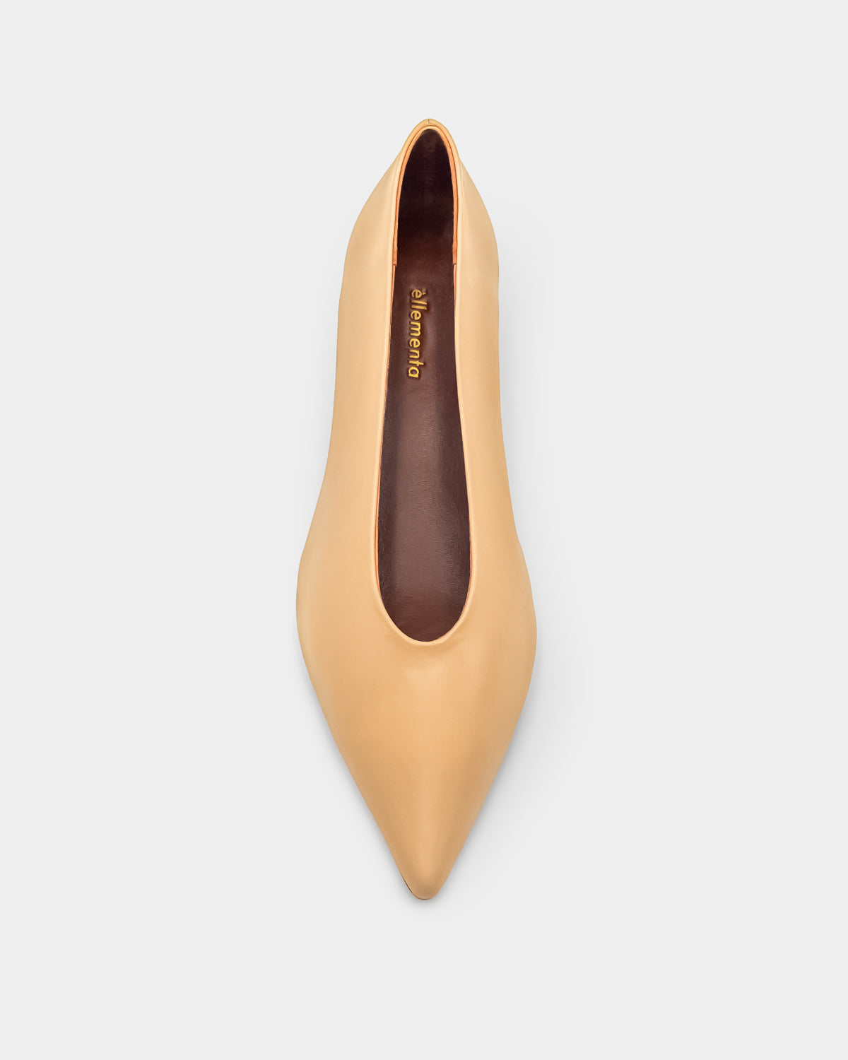 Beige kitten heels in leather closed toe dress shoes for women