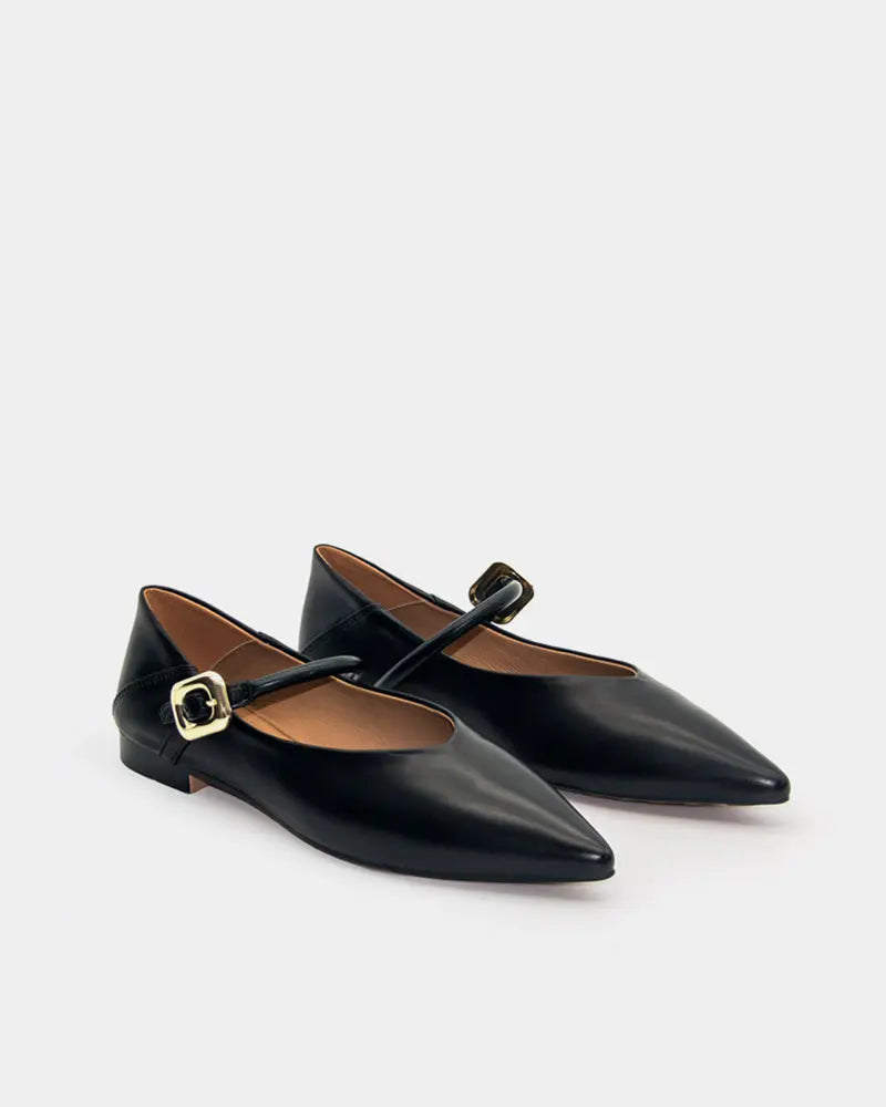 black mary jane in calfskin for polished office look