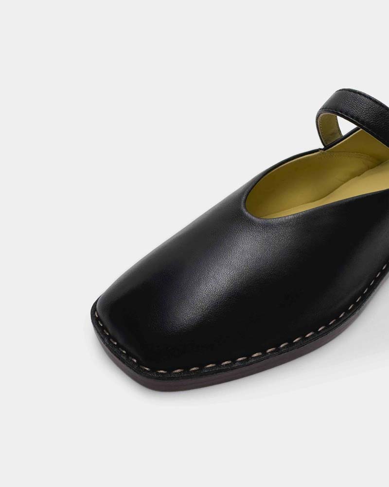 handcrafted mary jane shoes in premium material at ellementa
