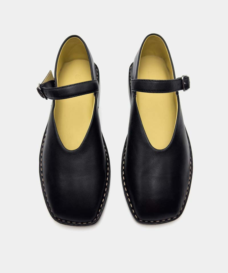 mary jane shoes in leather with strap for timeless elegance everyday  