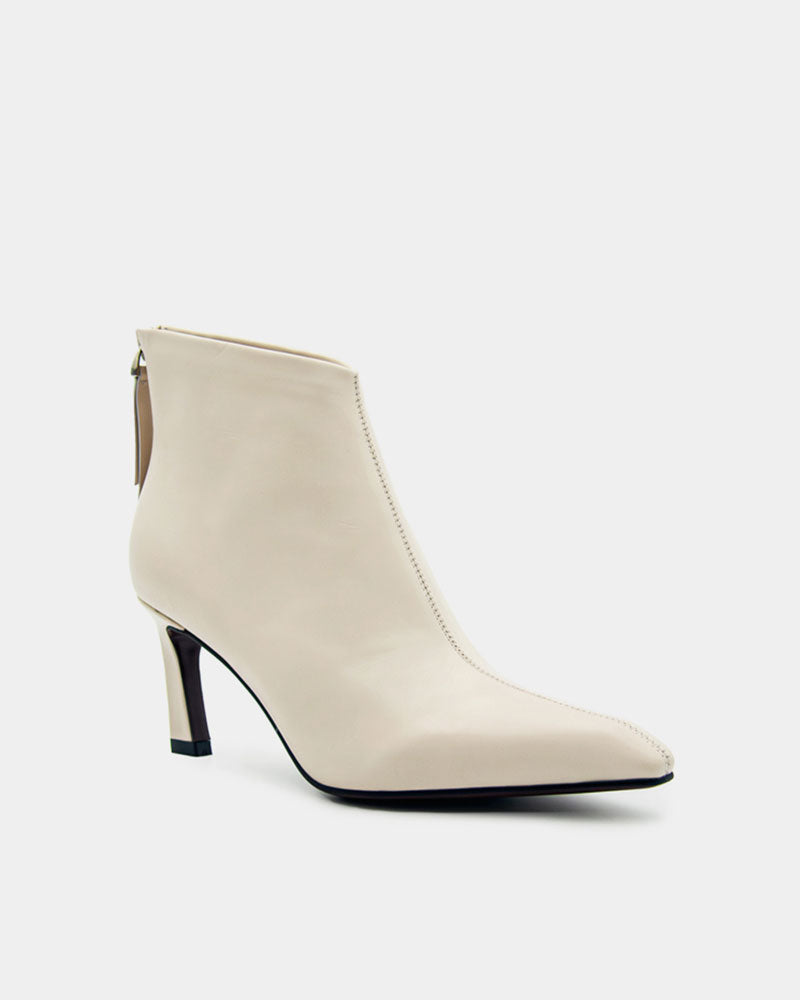 Shop boots Australia – versatile pointed toe ankle boots for all seasons