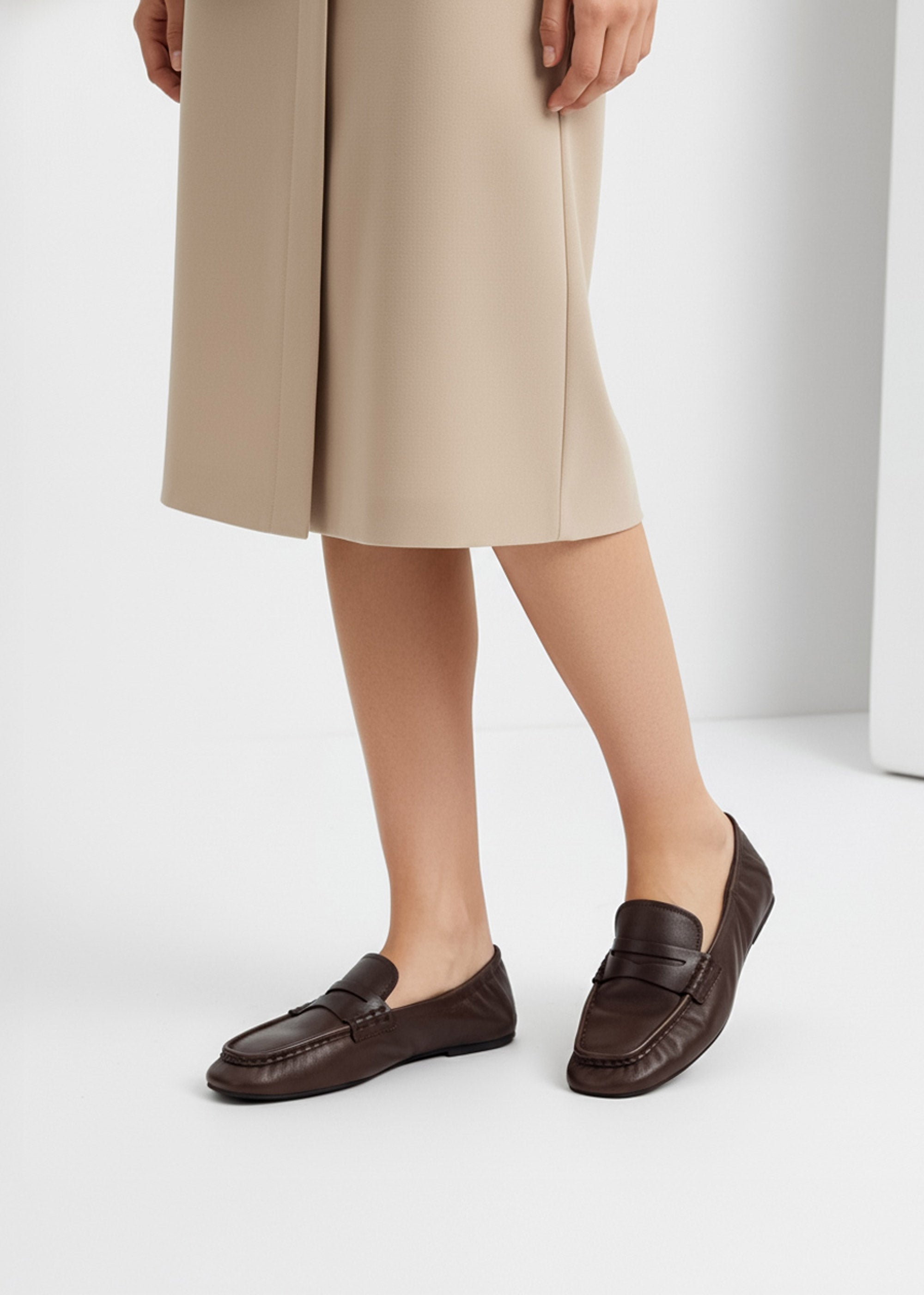 Women's dark brown loafers in soft leather flexible and comfortable Australia